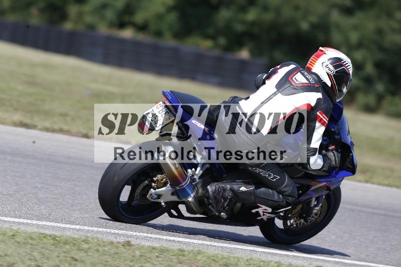 Archiv-2025/49 26.08.2025 Cornu Master School ADR/gruen-vert/87